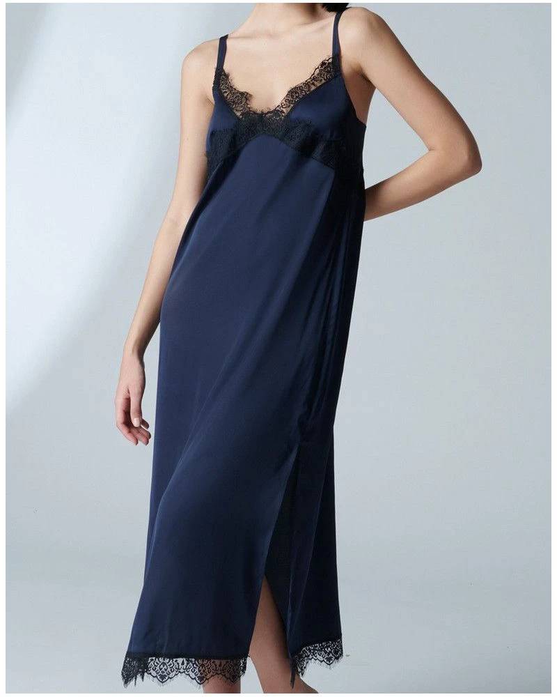 Simone Perele Nuisette Fendue Longue Simone Pérèle Satin Secrets (Pleine Lune) 3 Simone Perele Nuisette Fendue Longue Simone Pérèle Satin Secrets (Pleine Lune)